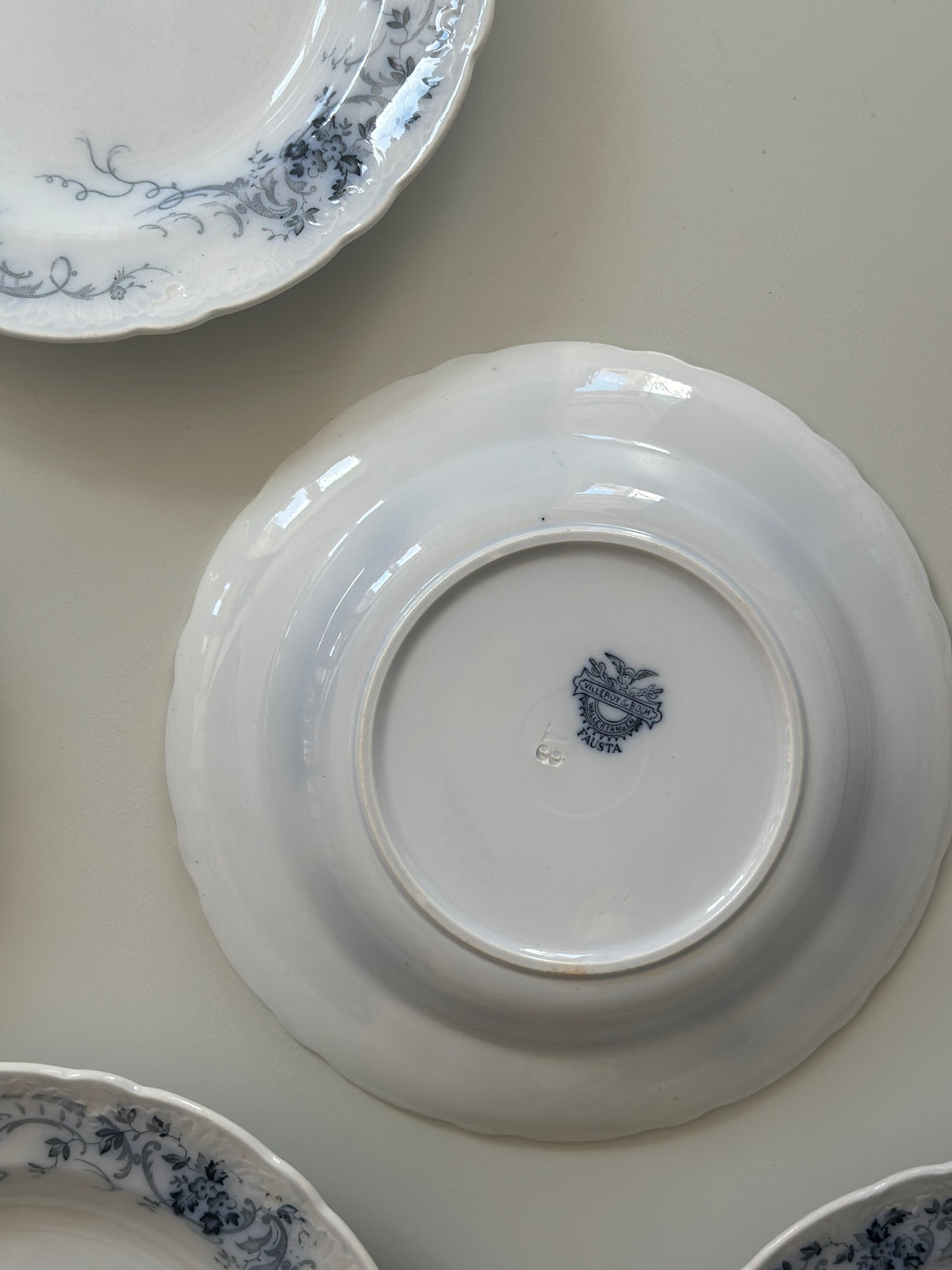 Smukke dybe tallerkner