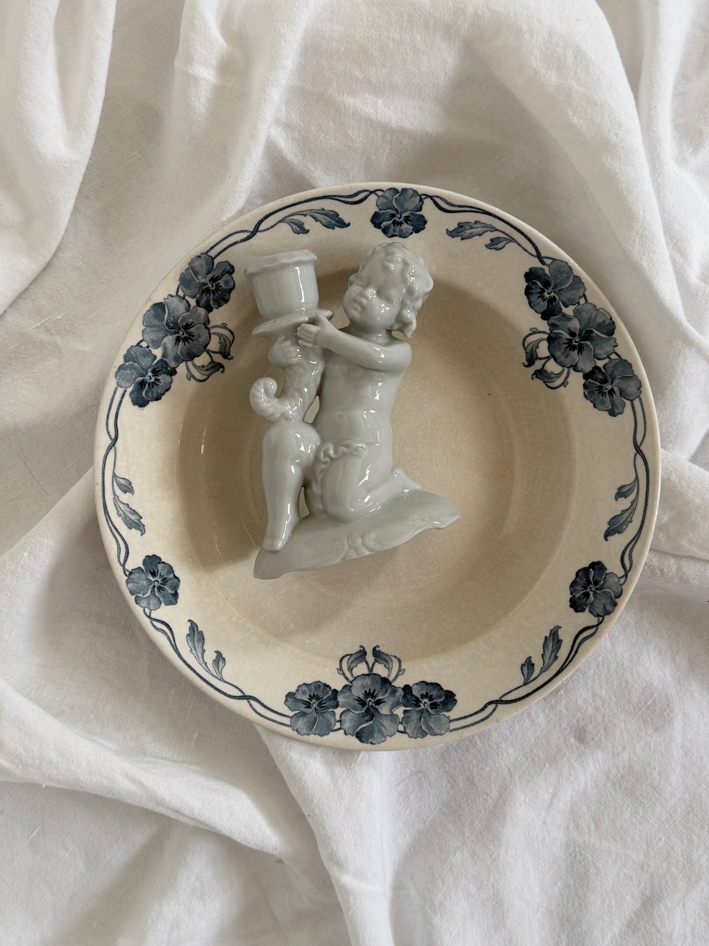 Lysestage i porcelæn