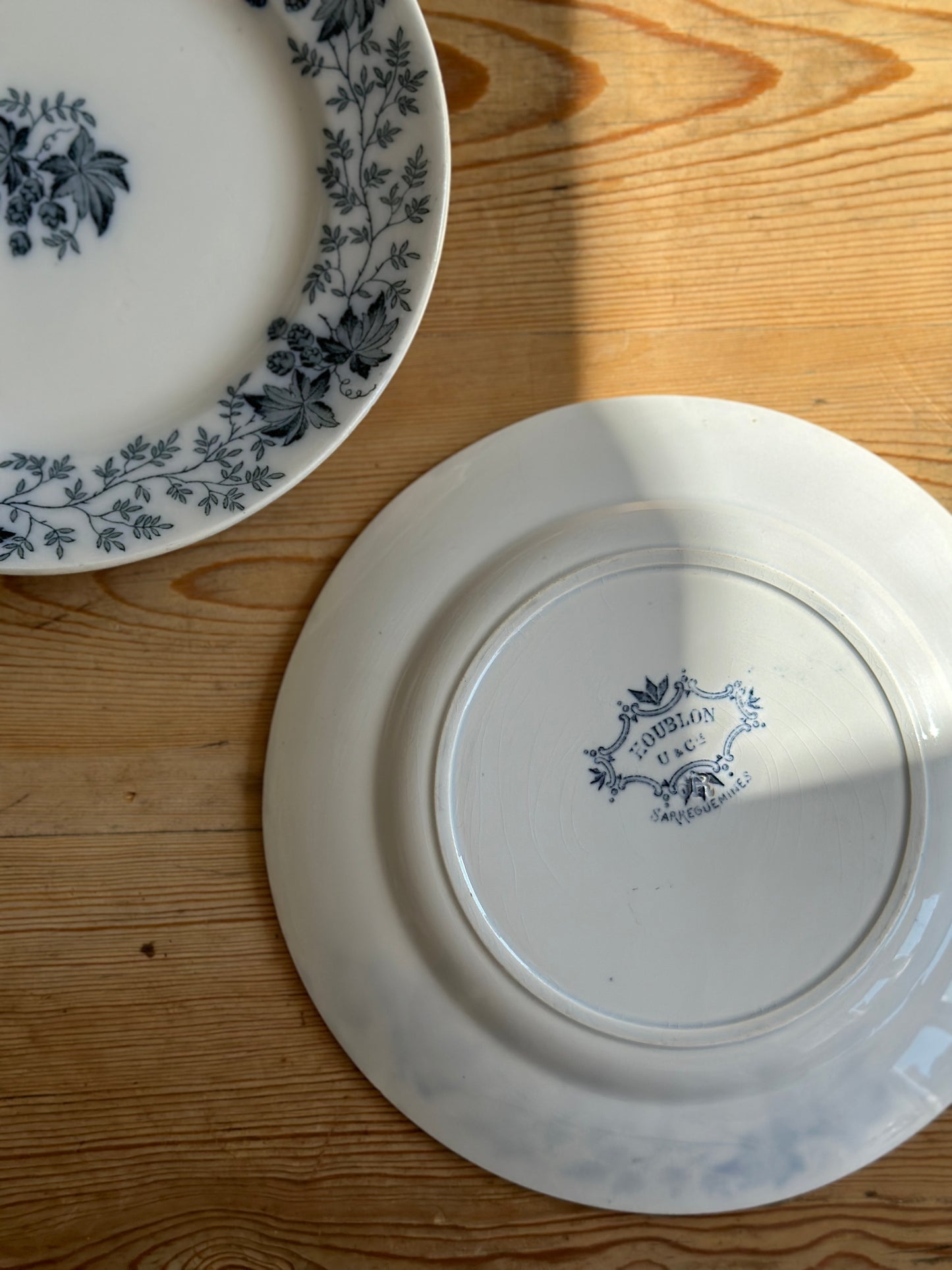 Franske frokost tallerkner