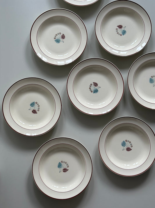 Smukke dybe tallerkner