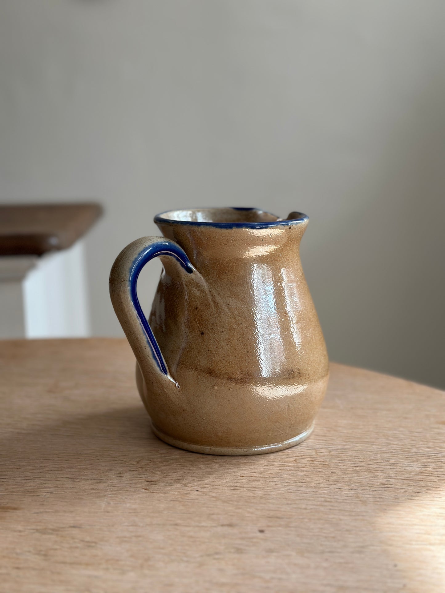 Lertøjskande med blå kant