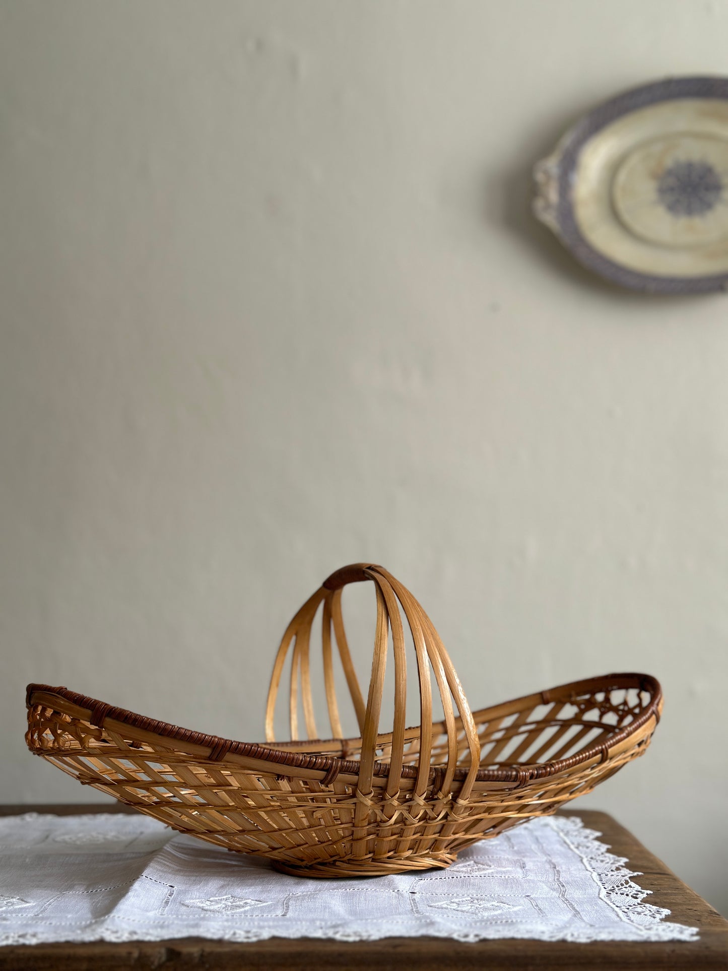 Smukkeste aflange kurv med hank