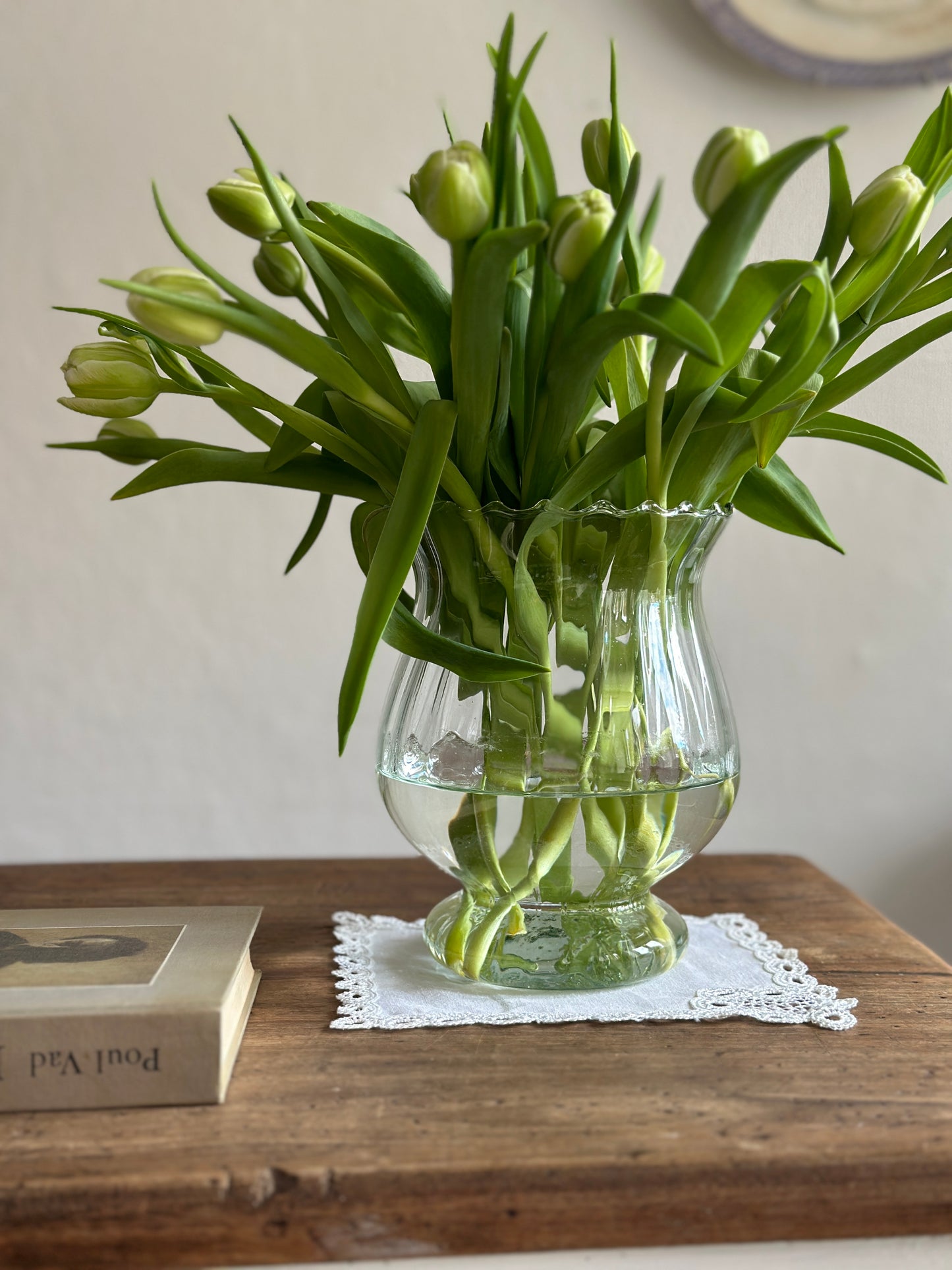 Swirl glasvase på fod