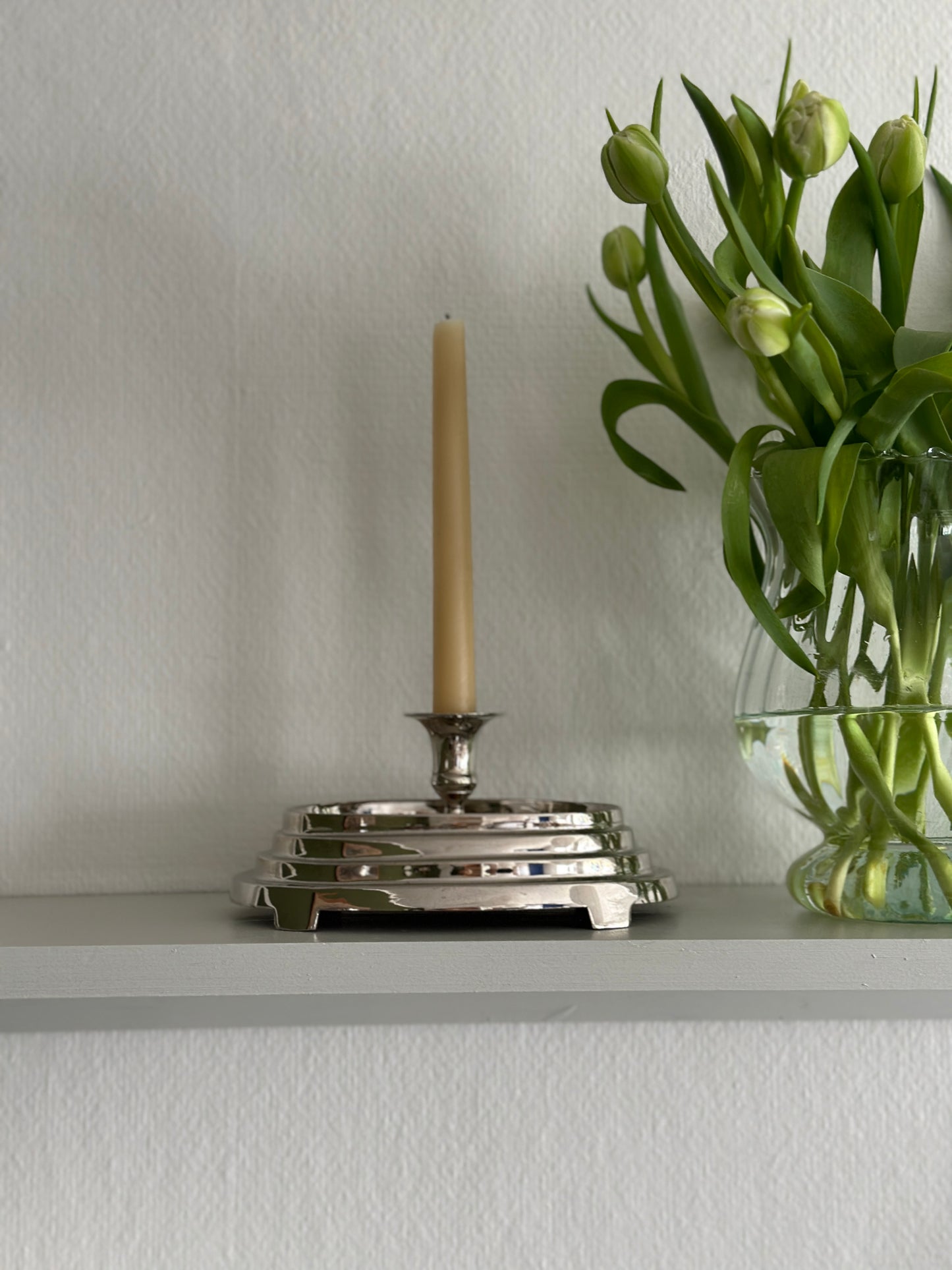 Stor sølv lysestage på fod