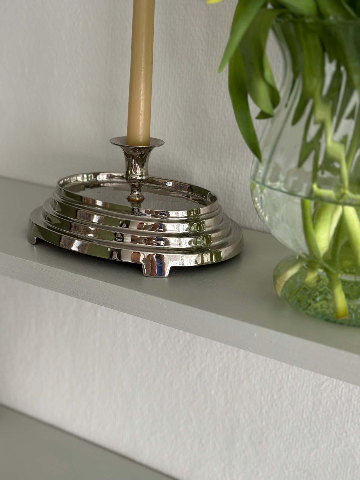 Stor sølv lysestage på fod