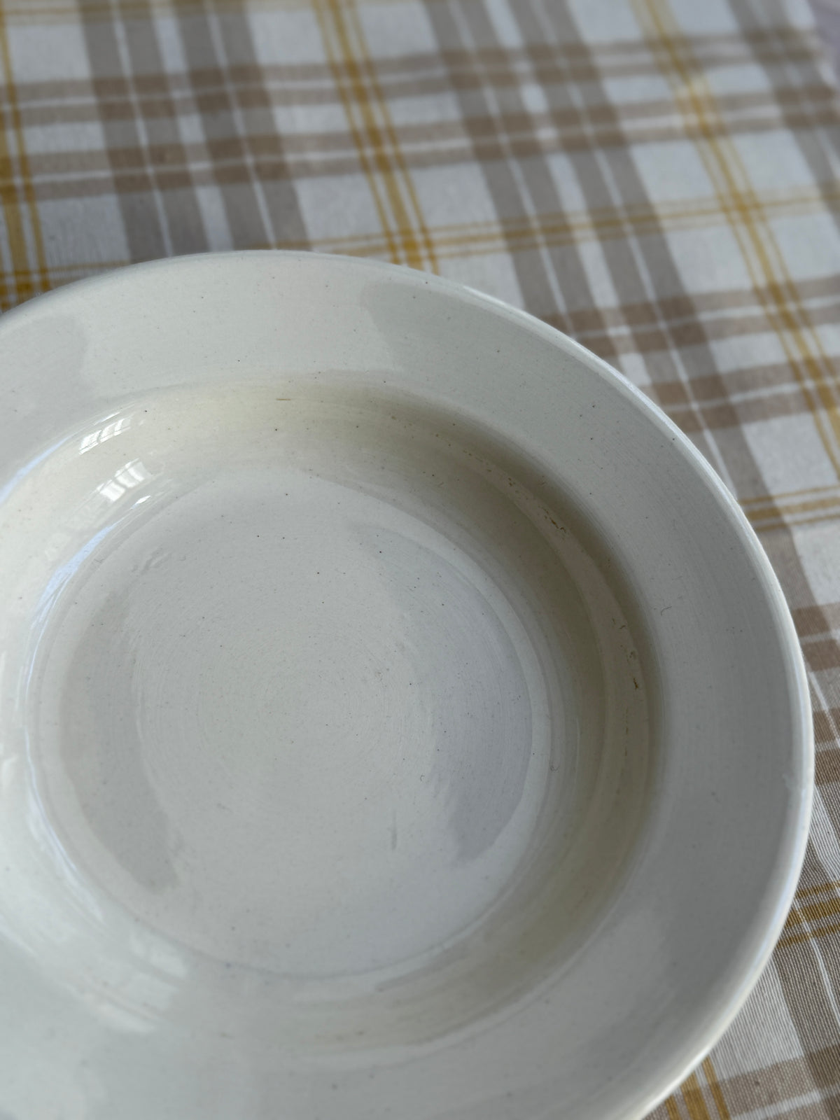 Dybe creme tallerkner