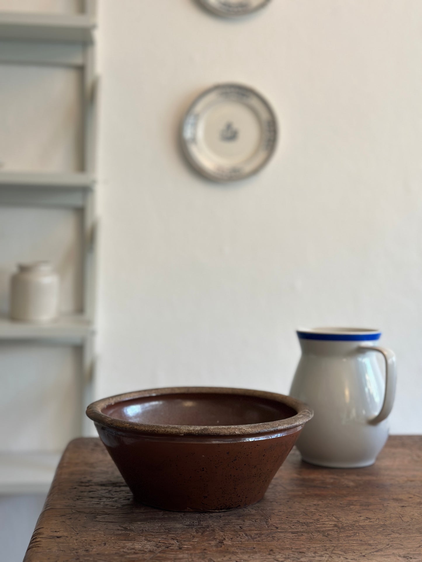 Brun lerskål