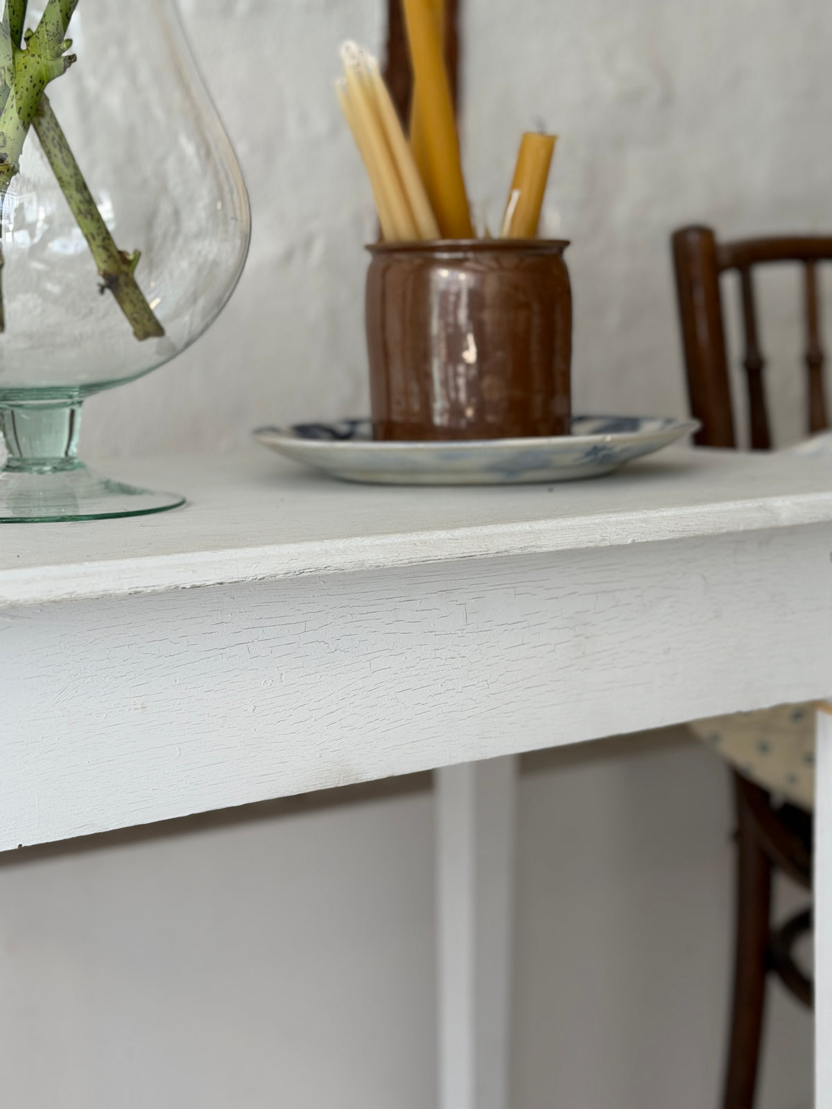 Gråmalet bord