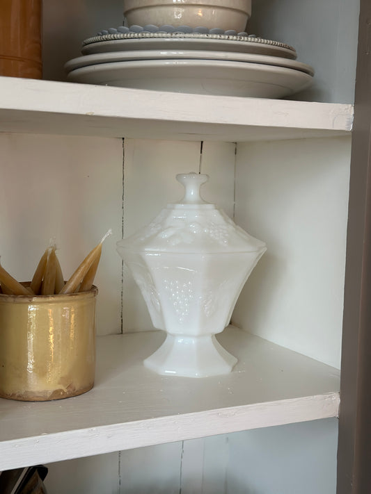 Smukkeste kantet bonbonniere