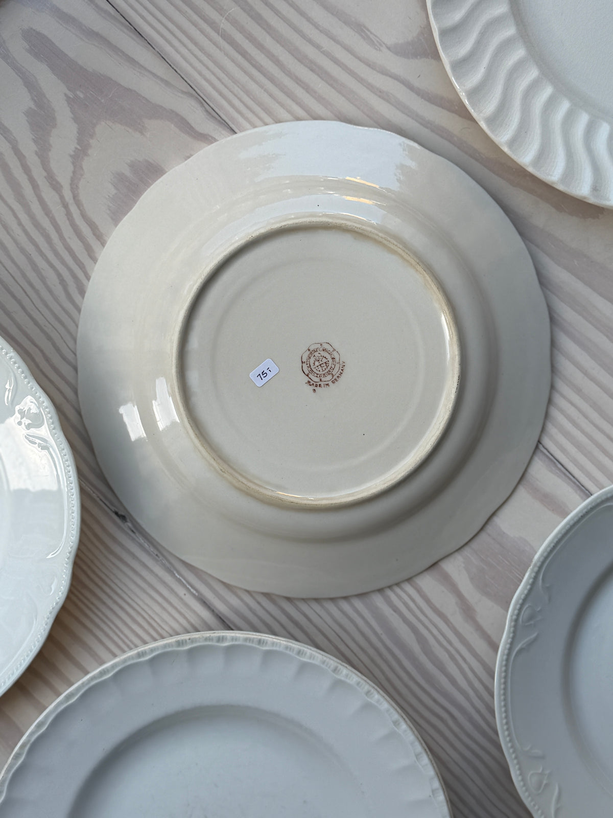 Creme spisetallerken